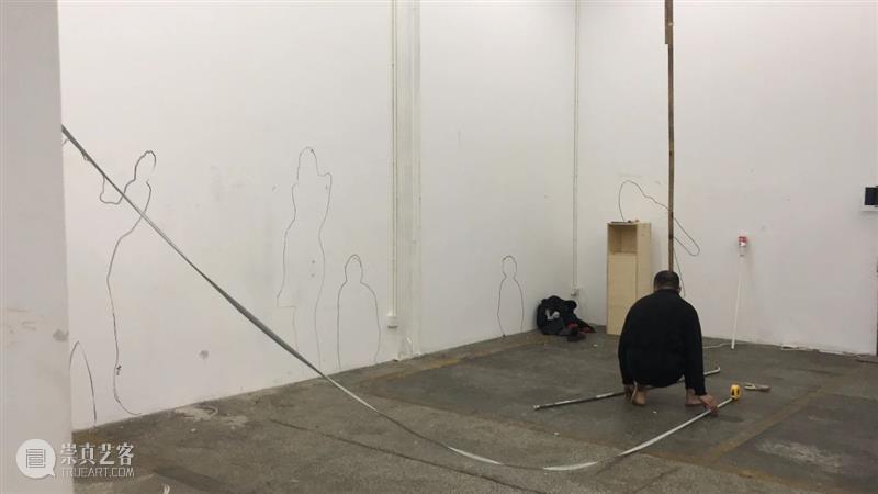 | 我们就是行为 | 1月31日最终现场 行为 现场 水泥 公园 空间 部分 艺术家 吕德生 何悠 河马 崇真艺客