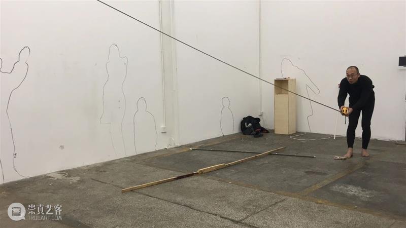 | 我们就是行为 | 1月31日最终现场 行为 现场 水泥 公园 空间 部分 艺术家 吕德生 何悠 河马 崇真艺客