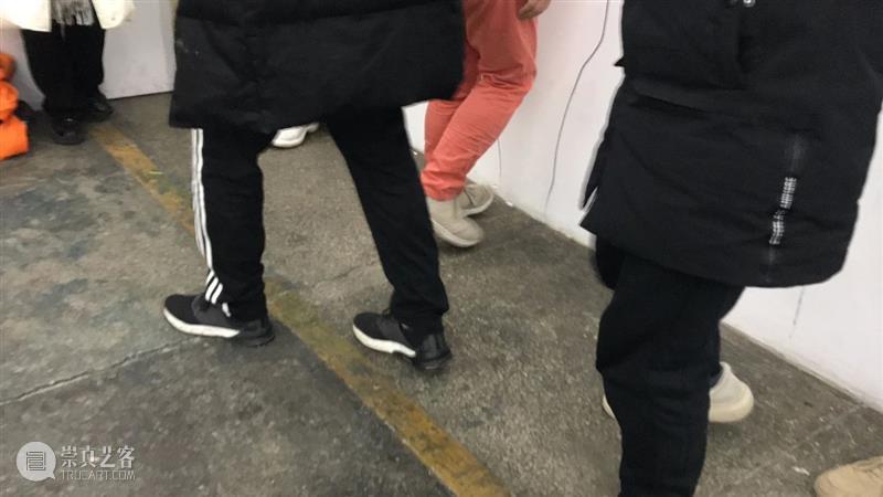 | 我们就是行为 | 1月31日最终现场 行为 现场 水泥 公园 空间 部分 艺术家 吕德生 何悠 河马 崇真艺客