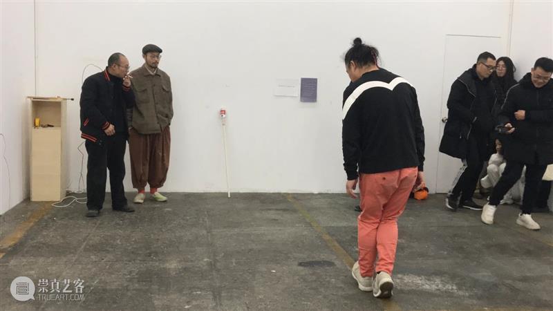 | 我们就是行为 | 1月31日最终现场 行为 现场 水泥 公园 空间 部分 艺术家 吕德生 何悠 河马 崇真艺客