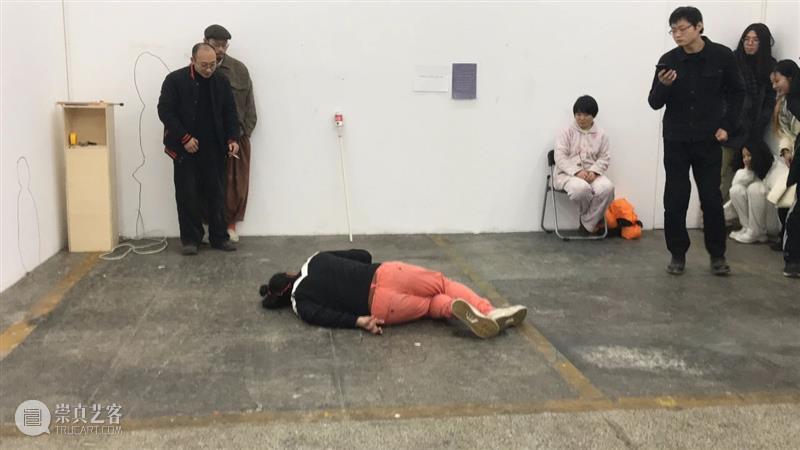 | 我们就是行为 | 1月31日最终现场 行为 现场 水泥 公园 空间 部分 艺术家 吕德生 何悠 河马 崇真艺客