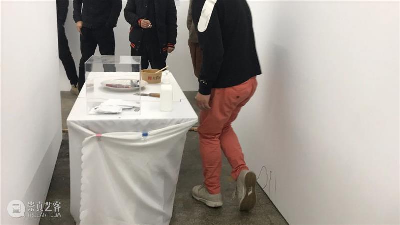 | 我们就是行为 | 1月31日最终现场 行为 现场 水泥 公园 空间 部分 艺术家 吕德生 何悠 河马 崇真艺客
