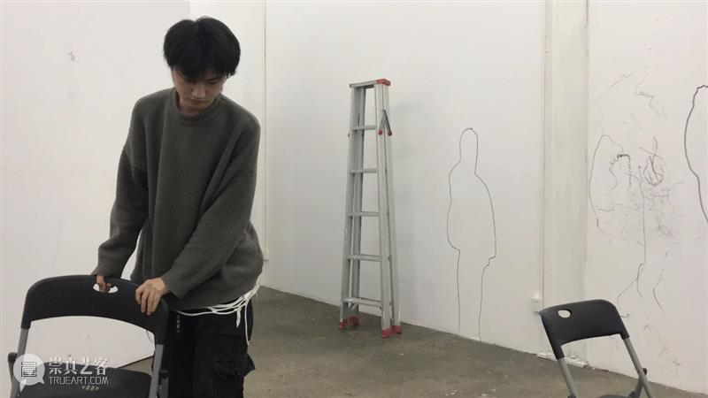 | 我们就是行为 | 1月31日最终现场 行为 现场 水泥 公园 空间 部分 艺术家 吕德生 何悠 河马 崇真艺客