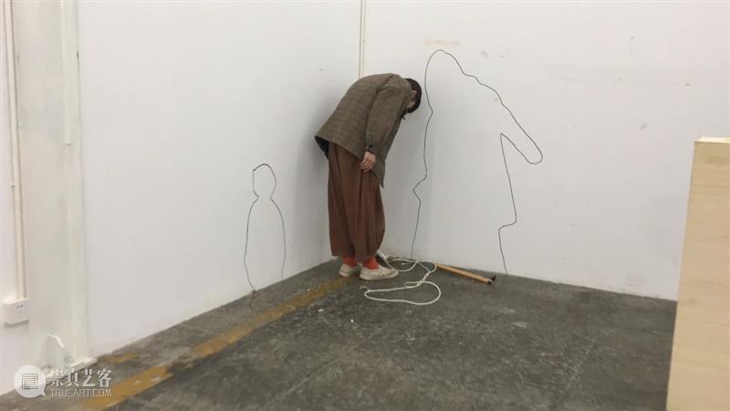| 我们就是行为 | 1月31日最终现场 行为 现场 水泥 公园 空间 部分 艺术家 吕德生 何悠 河马 崇真艺客