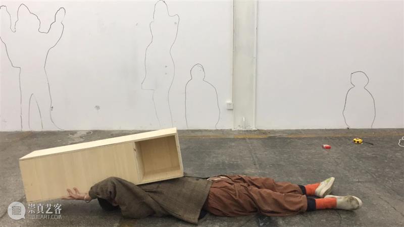 | 我们就是行为 | 1月31日最终现场 行为 现场 水泥 公园 空间 部分 艺术家 吕德生 何悠 河马 崇真艺客