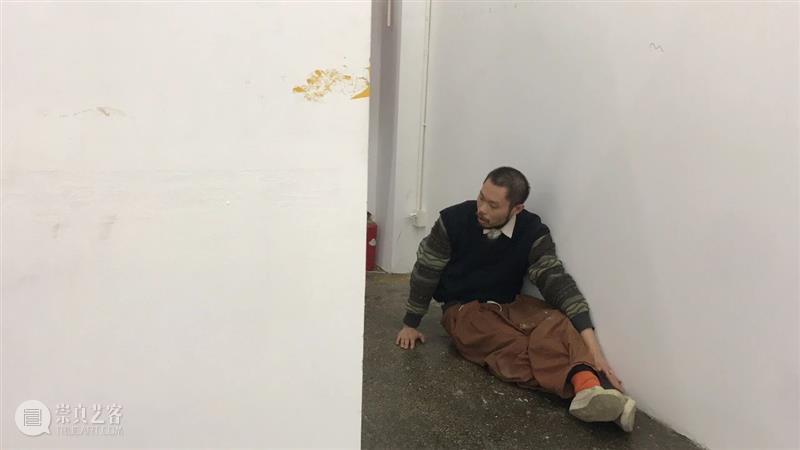| 我们就是行为 | 1月31日最终现场 行为 现场 水泥 公园 空间 部分 艺术家 吕德生 何悠 河马 崇真艺客