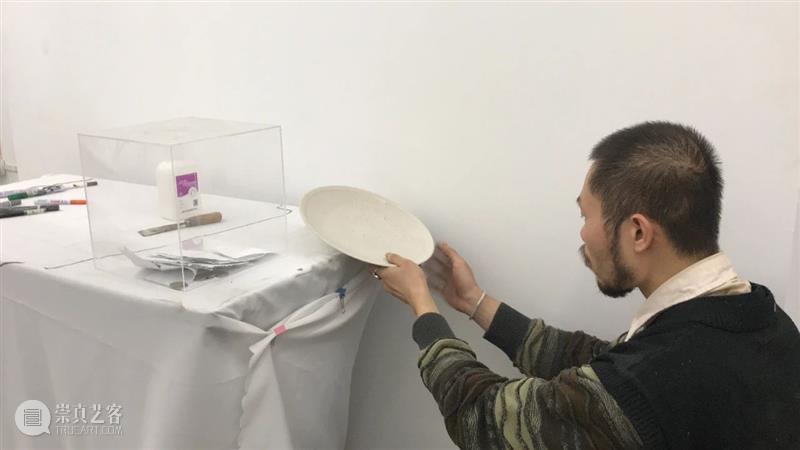| 我们就是行为 | 1月31日最终现场 行为 现场 水泥 公园 空间 部分 艺术家 吕德生 何悠 河马 崇真艺客