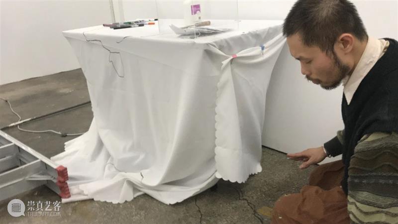 | 我们就是行为 | 1月31日最终现场 行为 现场 水泥 公园 空间 部分 艺术家 吕德生 何悠 河马 崇真艺客