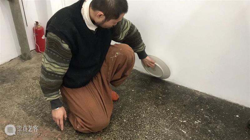 | 我们就是行为 | 1月31日最终现场 行为 现场 水泥 公园 空间 部分 艺术家 吕德生 何悠 河马 崇真艺客