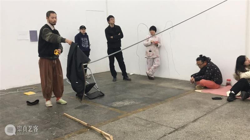 | 我们就是行为 | 1月31日最终现场 行为 现场 水泥 公园 空间 部分 艺术家 吕德生 何悠 河马 崇真艺客