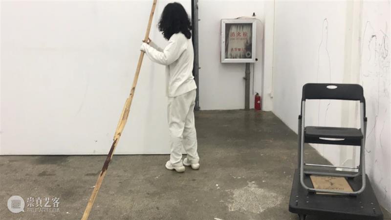 | 我们就是行为 | 1月31日最终现场 行为 现场 水泥 公园 空间 部分 艺术家 吕德生 何悠 河马 崇真艺客