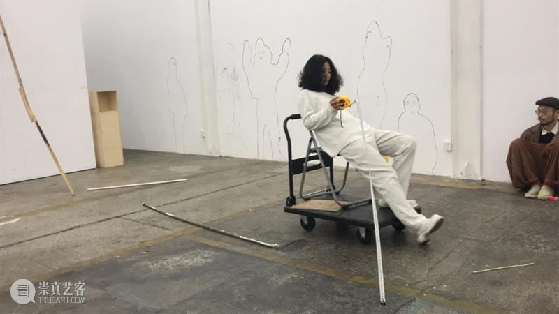 | 我们就是行为 | 1月31日最终现场 行为 现场 水泥 公园 空间 部分 艺术家 吕德生 何悠 河马 崇真艺客