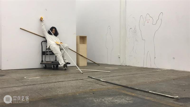 | 我们就是行为 | 1月31日最终现场 行为 现场 水泥 公园 空间 部分 艺术家 吕德生 何悠 河马 崇真艺客