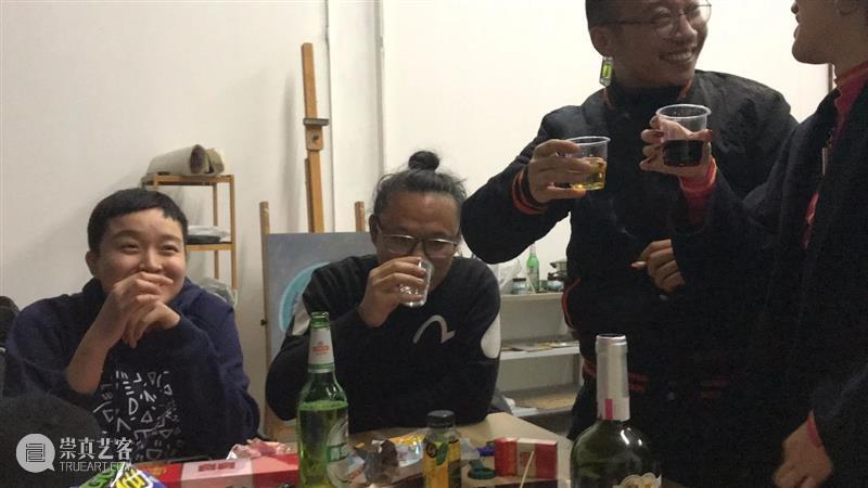 | 我们就是行为 | 1月31日最终现场 行为 现场 水泥 公园 空间 部分 艺术家 吕德生 何悠 河马 崇真艺客