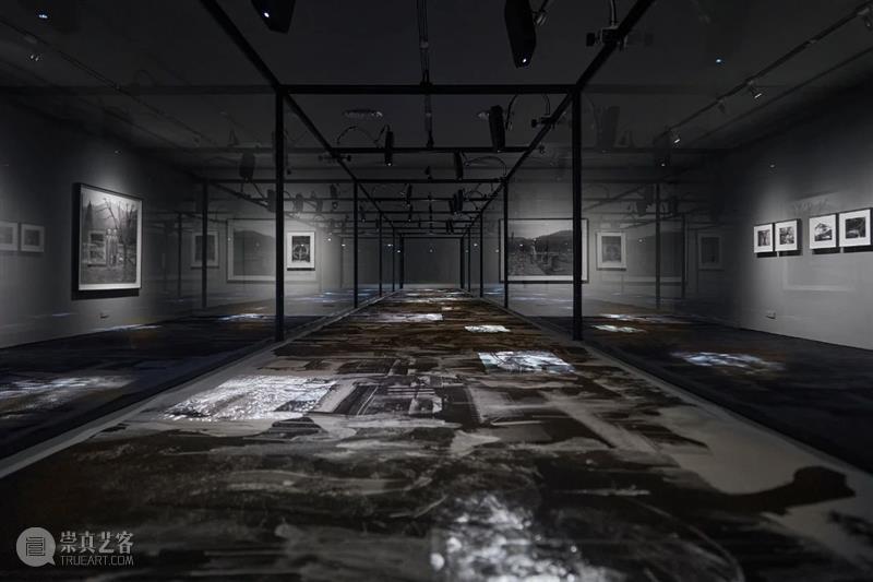 香格纳上海 | 杨福东《无限的山峰》展览记录视频及回顾 视频资讯 ShanghART 杨福东 无限的山峰 视频 香格纳 上海 个展 深度 文字 影像 方式 崇真艺客