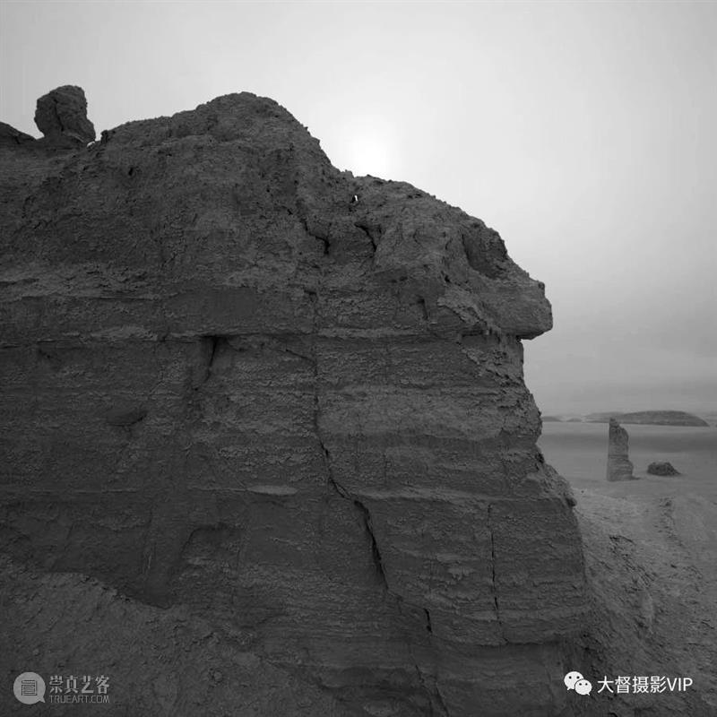 《记录》最壮丽的雅丹地貌……赵大督  大督摄影VIP 雅丹 地貌 记录 赵大督 柴达木 远处 盐碱 矿区 近距离 形式 崇真艺客