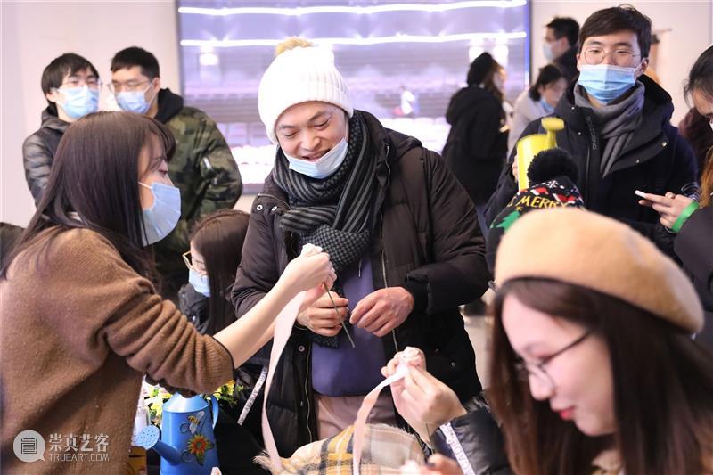 来,锁定你们的每一张笑脸 笑脸 新年 农历 庚子年 尾声 剧场 周边 会员卡 积分 攻略 崇真艺客