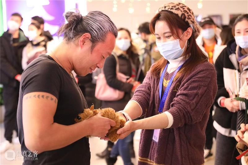 来,锁定你们的每一张笑脸 笑脸 新年 农历 庚子年 尾声 剧场 周边 会员卡 积分 攻略 崇真艺客