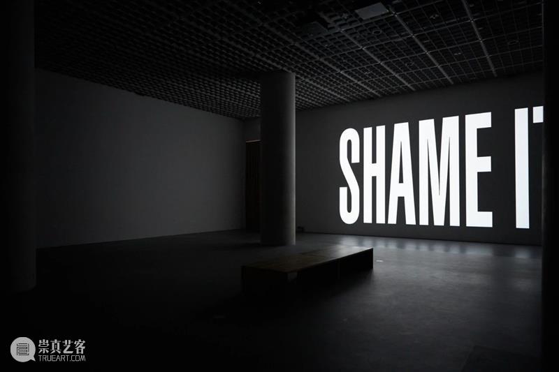 纽约时报《T》杂志年度人物 | 芭芭拉·克鲁格(Barbara Kruger)(下) 崇真艺客