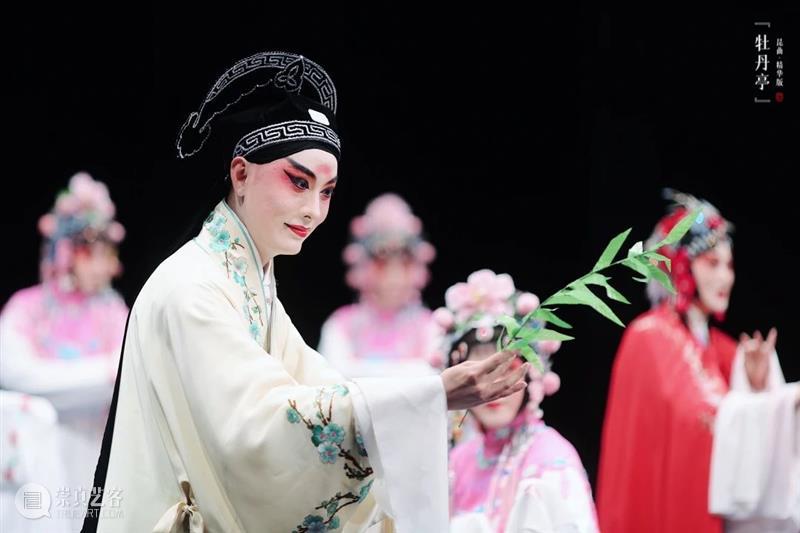 花城看花行大运，三月齐来看“牡丹” 花城看花行大运 牡丹 花街 广州 节目 逛花市 迎春花市 特色 传统 广东 崇真艺客