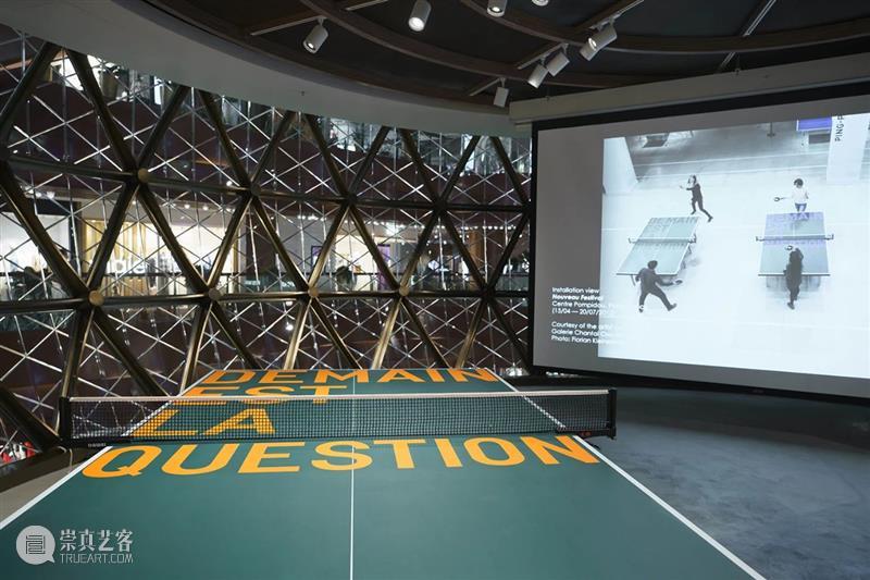 里克力·提拉瓦尼加（Rirkrit Tiravanija）正在参加中国香港K11 MUSEA展览“寻迹” Tiravanija MUSEA 里克 提拉瓦尼加 香港 寻迹 中国 view Gold Ball 崇真艺客