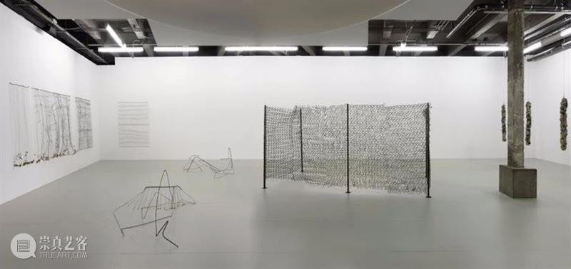 同行/不是美，是废墟 | 2020“未来世代奖”入围Bronwyn Katz Katz 废墟 同行 未来 世代 Bronwyn 约翰内斯堡 生活 工作 雕塑 崇真艺客