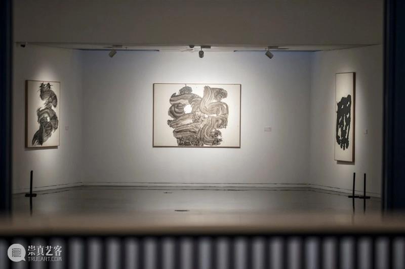 清华艺博过大年 | 印尼大展已上线  “热带风暴”贺新春！ 视频资讯 清华大学艺术博物馆 清华 艺博 热带风暴 印尼 大展 贺新春 鼠豪 庚子 牛耳 清华大学艺术博物馆 崇真艺客