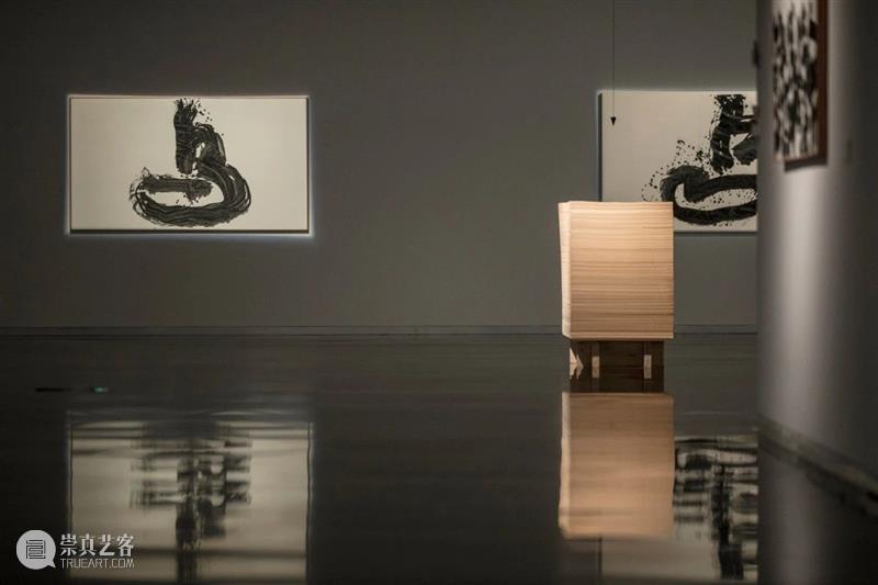 清华艺博过大年 | 印尼大展已上线  “热带风暴”贺新春！ 视频资讯 清华大学艺术博物馆 清华 艺博 热带风暴 印尼 大展 贺新春 鼠豪 庚子 牛耳 清华大学艺术博物馆 崇真艺客