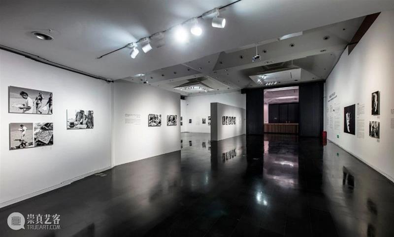 清华艺博过大年 | 印尼大展已上线  “热带风暴”贺新春！ 视频资讯 清华大学艺术博物馆 清华 艺博 热带风暴 印尼 大展 贺新春 鼠豪 庚子 牛耳 清华大学艺术博物馆 崇真艺客