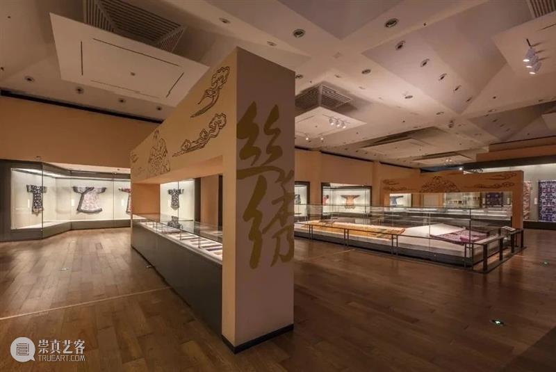 清华艺博过大年 | 印尼大展已上线  “热带风暴”贺新春！ 视频资讯 清华大学艺术博物馆 清华 艺博 热带风暴 印尼 大展 贺新春 鼠豪 庚子 牛耳 清华大学艺术博物馆 崇真艺客