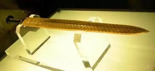 第三批禁止出国（境内）展览的青铜重器 境内 青铜 重器 国家博物馆 商代 四羊青铜方尊 青铜方尊 体型 造型 肩部 崇真艺客