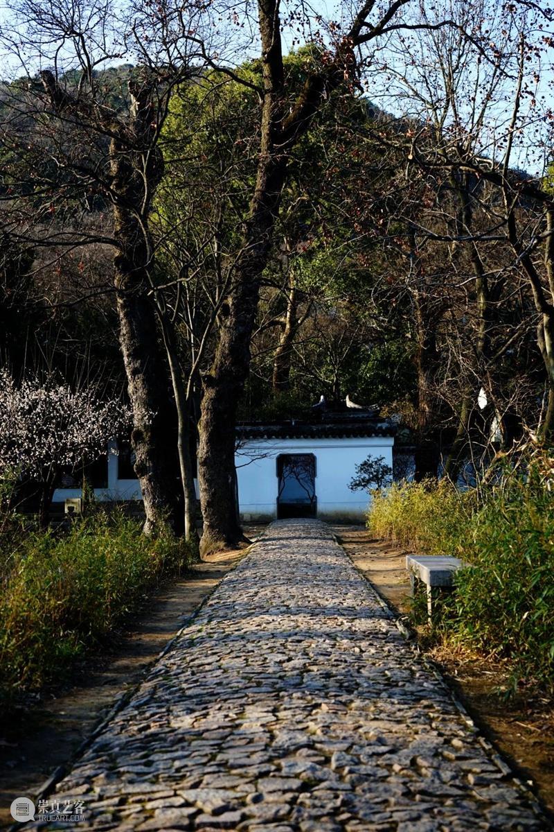 联合武道馆 — 编织|朱宇晖:宛转桥头 桥头 朱宇晖 联合武道馆 苏州天平山 范长白园 遗址 来源 建筑遗产 本文 作者 崇真艺客