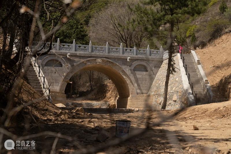 连寺沟铁梁桥：因破坏性修复而一夜知名 梁桥 破坏性 忻州 记忆 城南 庄磨镇 连寺沟西南 翠岩山 伞盖寺南 山谷 崇真艺客