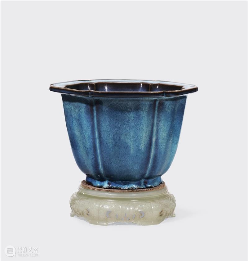 【保利拍卖 • 精品回顾】古董珍玩丨珍品采撷 古董 珍品 保利拍卖 精品 北京保利拍卖 明初 钧窑天蓝釉棱 花盆 直径 款识 崇真艺客