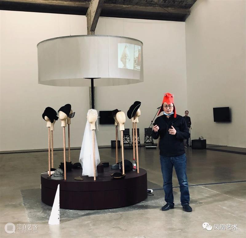 展评 | 凤凰艺术 | 邱志杰个展《讲演》将延期至4月11日，一次不容错过的行动 邱志杰 个展 讲演 艺术 凤凰 行动 展评 常青画廊 北京 空间 崇真艺客