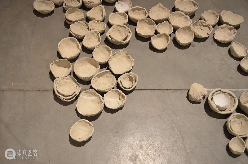 同行/我杀死了耳中的蝴蝶 | 2020“未来世代奖”入围Minia Biabiany 同行 耳中 蝴蝶 未来 世代 视觉 艺术家 瓜德罗普岛 生活 工作 崇真艺客