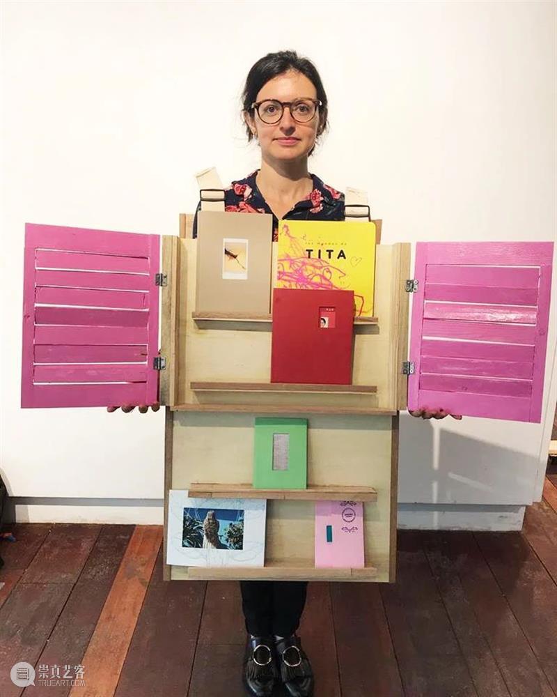 『对话：读·图·书』｜Foto Féminas & Erika Morillo & Fabiola Cedillo Foto 影像 艺术 博览会 公众 项目 版块 话题 观念 现场 崇真艺客