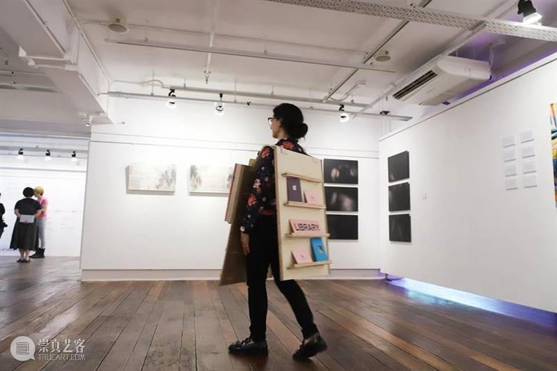 『对话：读·图·书』｜Foto Féminas & Erika Morillo & Fabiola Cedillo Foto 影像 艺术 博览会 公众 项目 版块 话题 观念 现场 崇真艺客