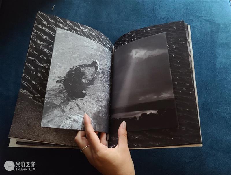 『对话：读·图·书』｜Foto Féminas & Erika Morillo & Fabiola Cedillo Foto 影像 艺术 博览会 公众 项目 版块 话题 观念 现场 崇真艺客
