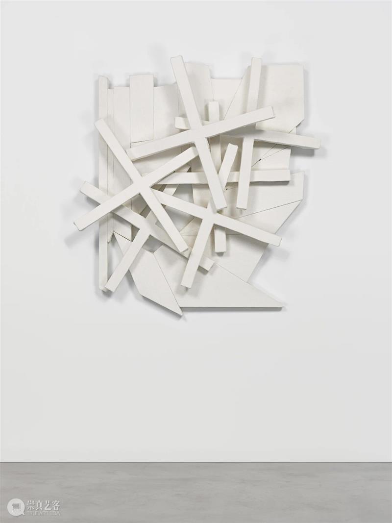 artnet报道 | 怀亚特·卡恩：是画还是雕塑？是纯白还是裸露？ 博文精选 伊娃培森胡柏画廊 怀亚特 卡恩 纯白 雕塑 art net 本文 artnet新闻授权转载文｜ Zhao怀亚特 Kahn 崇真艺客