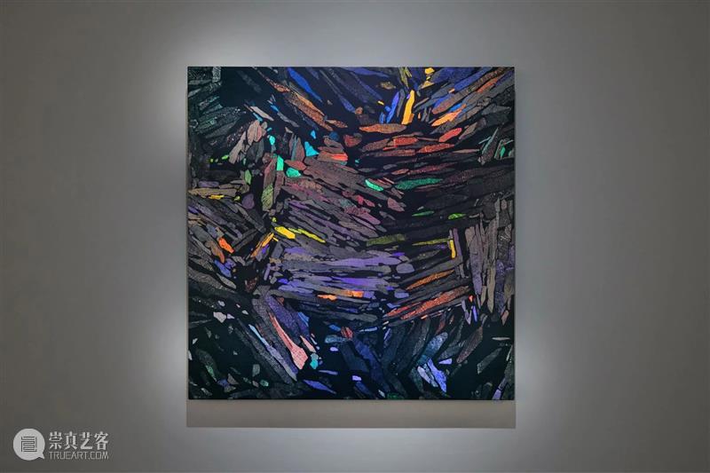 黄喆《光入变》｜林叶：从荒谬到幸福---通过内化自身而颠转自身 黄喆 林叶 光入变 大地 星空 个展 印象 世界 画面 奥地利 崇真艺客