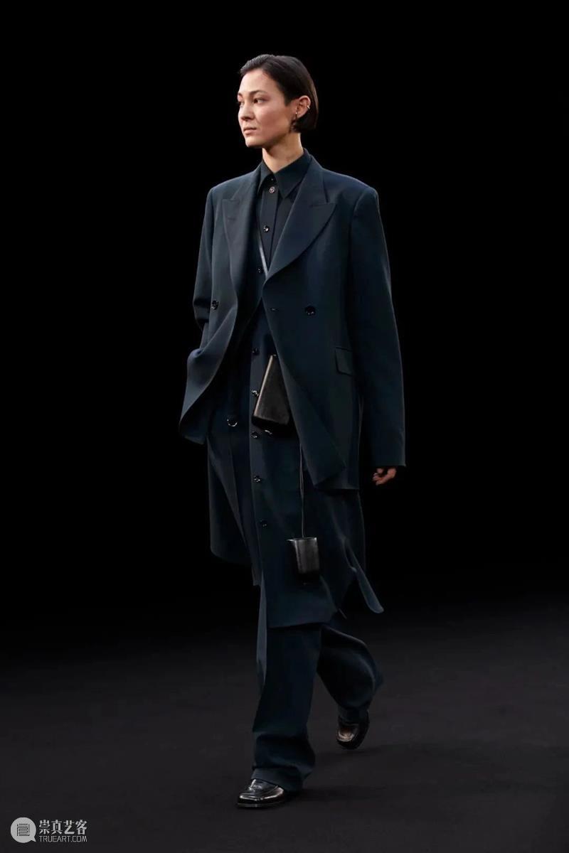 【IFA-时尚资讯】Lemaire｜做日常穿的衣服 Lemaire 衣服 IFA 资讯 克里斯托弗·勒梅尔 法国 贝桑松 时装界 职业生涯 伊夫圣罗兰 崇真艺客