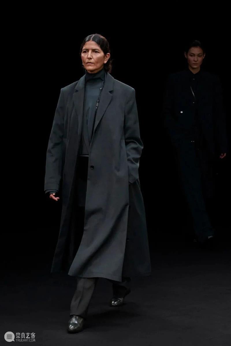 【IFA-时尚资讯】Lemaire｜做日常穿的衣服 Lemaire 衣服 IFA 资讯 克里斯托弗·勒梅尔 法国 贝桑松 时装界 职业生涯 伊夫圣罗兰 崇真艺客