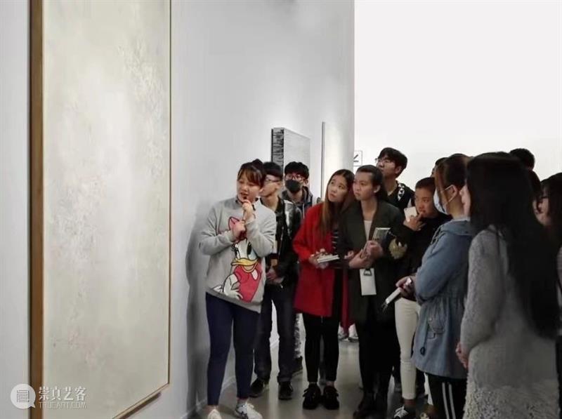 加入我们! | 2021 · 春季志愿者招募中 志愿者 OCAT 西安 台前幕后 故事 作品 机会 近距离 艺术家 策展人 崇真艺客