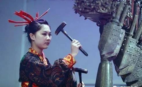 曾侯乙:国虽小,音乐不能停! 曾侯乙 音乐 诸侯 曾国 如今 湖北随州 一带 小国 君主 后人 崇真艺客