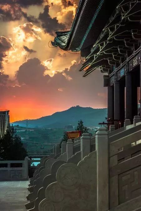 古建丨“地上文物看山西”——隐藏无数传奇的地方 山西 传奇 地方 地上 文物 古建 上方 中国舞台美术学会 右上 星标 崇真艺客