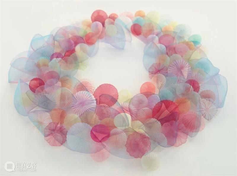 【IFA-艺术赏析】Mariko Kusumoto | 一起走进空灵薄纱的海洋世界 Mariko 艺术 IFA 薄纱 海洋世界 面料 透明感 层次 部件 趣味 崇真艺客