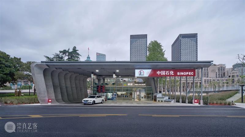 上海苏州河中石化加油站改造，钢折与砼折 / 同济原作设计工作室 视频资讯 ADCNews 原作 工作室 上海 同济 苏州河中石化加油站 章鱼 中石化一号加油站 苏州 河边 滨河 崇真艺客