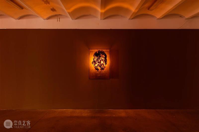 同行/异端之水、之巫、之舞 | 2020“未来世代奖”入围Paul Maheke 视频资讯 同行 Maheke 同行 异端 未来 世代 Paul 法国 艺术家 伦敦 生活 崇真艺客