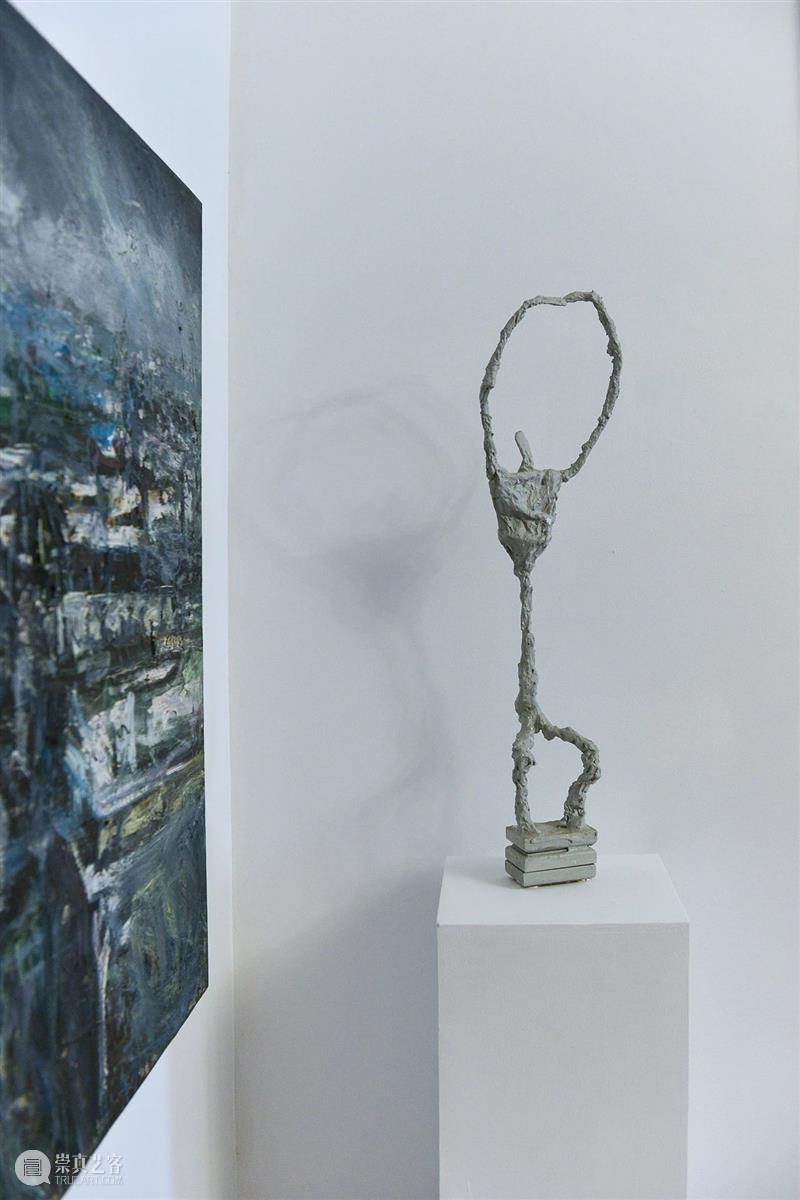 展览现场 | 「废墟的雨」Rainy Ruins ——曲岩个展 废墟 现场 曲岩 个展 Ruins Ruins曲 岩QU Yan 时间 熏依社画廊 崇真艺客